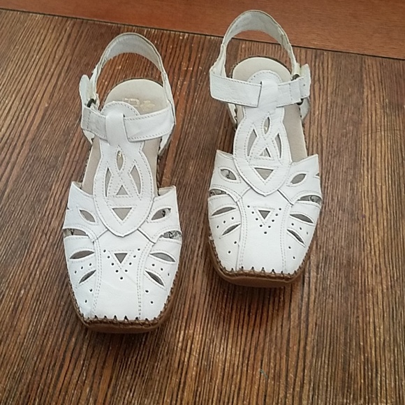 rieker closed toe sandals